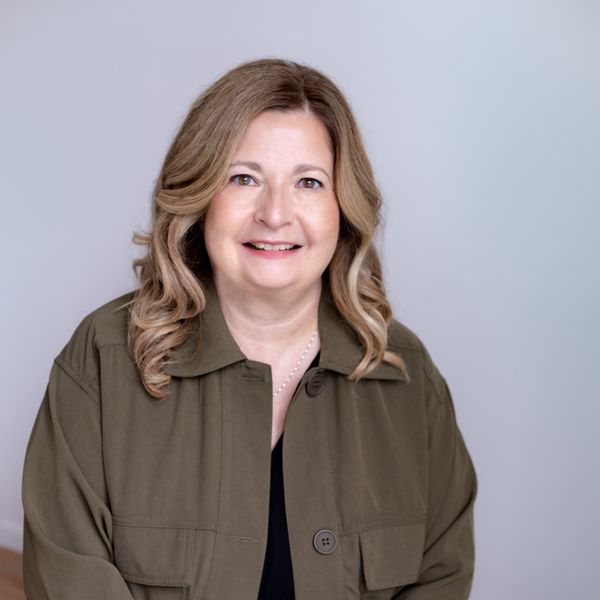 Debbie Rice, Associate